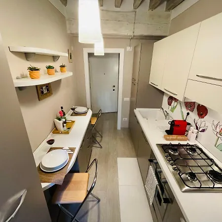 All'interno Delle Mura Con Wi-fi E Netflix *